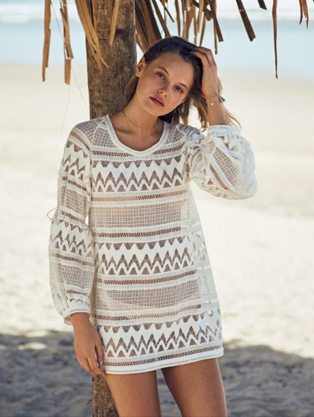 Kisuii Boho Crochet Beach Cover-Up in White Size S